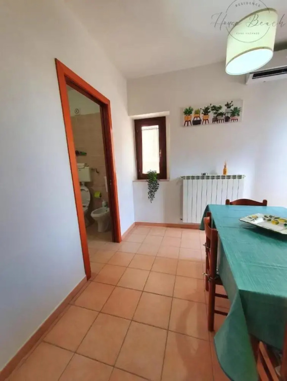 Magnificent Classic Green Apartment for Couples in the Center