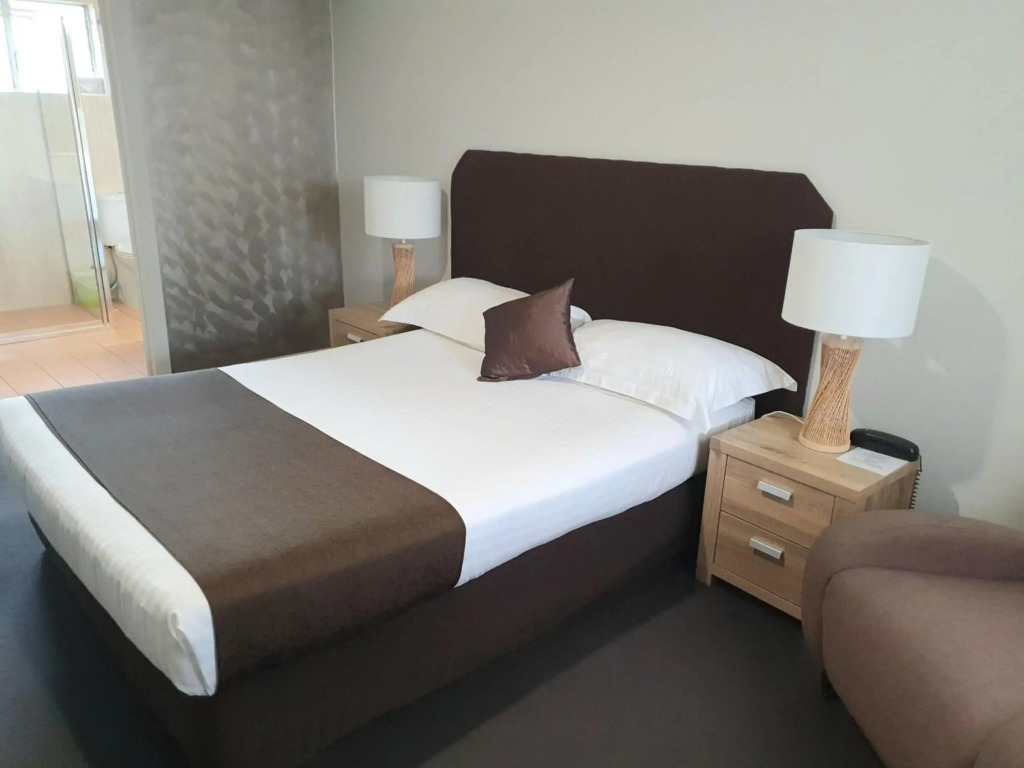 McNevins Maryborough Motel