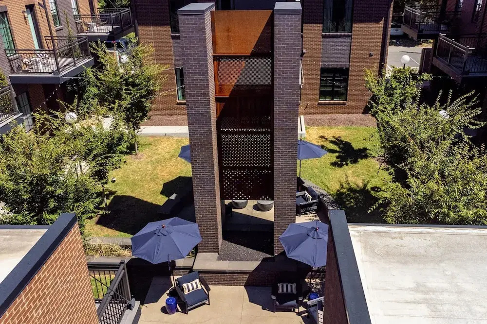 The Magnolia 10 - Avantstay Germantown w Private Balcony