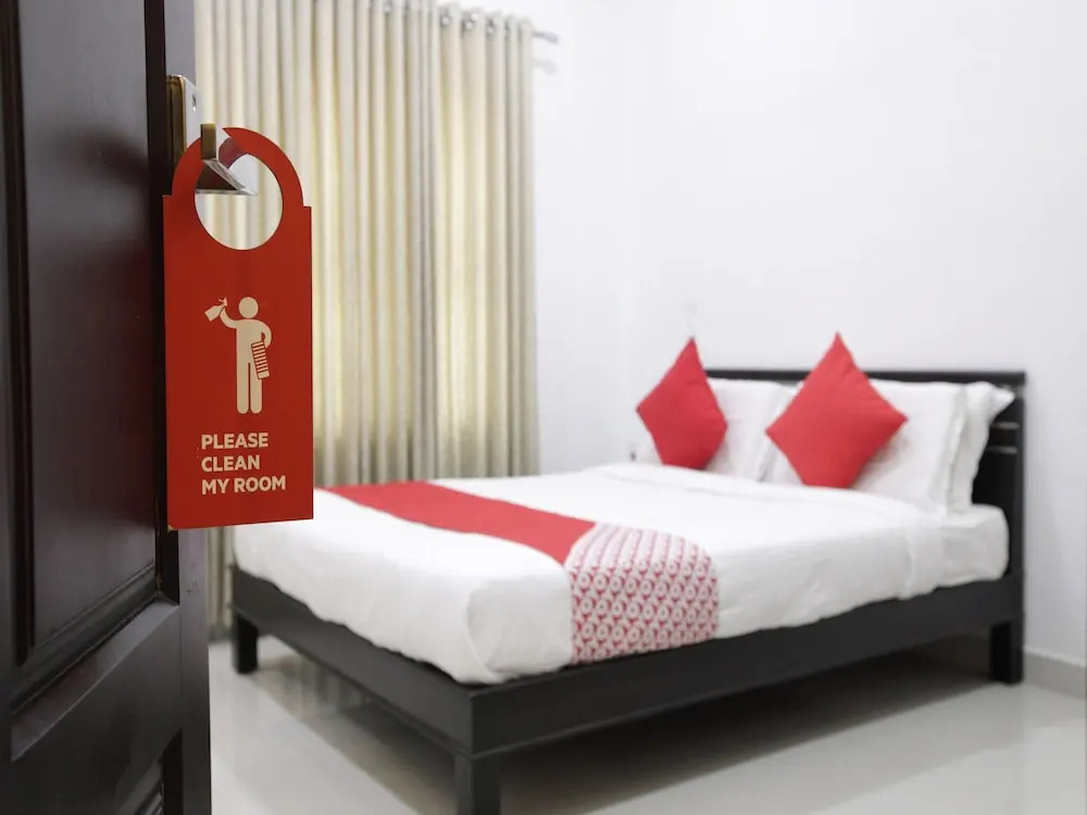 OYO 13659 Home Modern 2 BHK Edapally