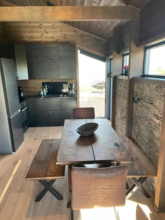 Mountain Cabin with Stunning Views, Extra Space Available