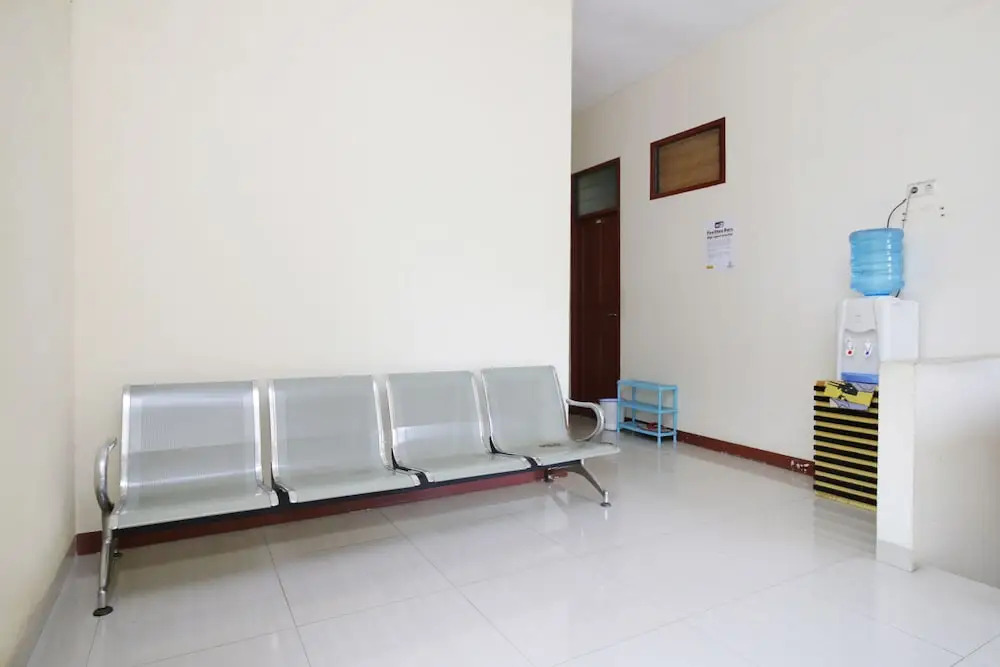 Airy Eco Ratu Indah Mawas Lima 2 Makassar