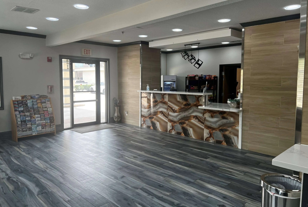 Super 8 by Wyndham Pasadena