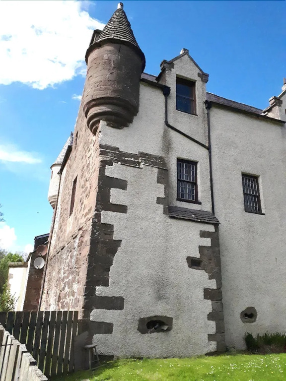 Hallgreen castle