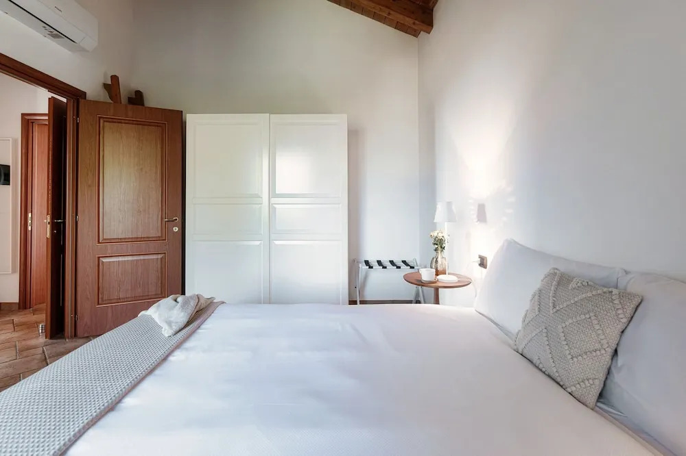Villa Viviana - by MyHomeInComo