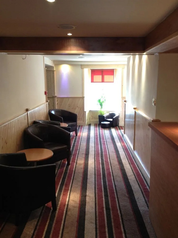 Nithsdale Hotel
