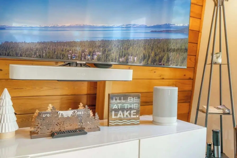 The Canoe Cabin