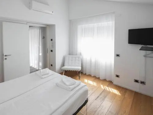 HEART OF TRENTO Loft & Rooms
