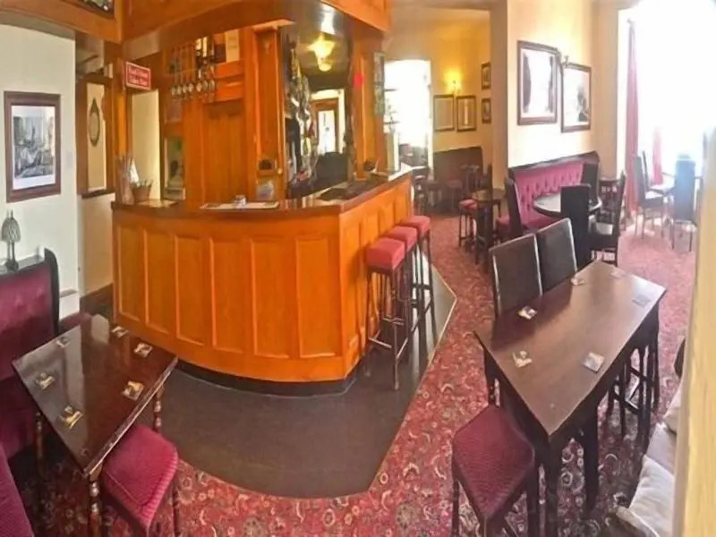 Cadwgan House Hotel
