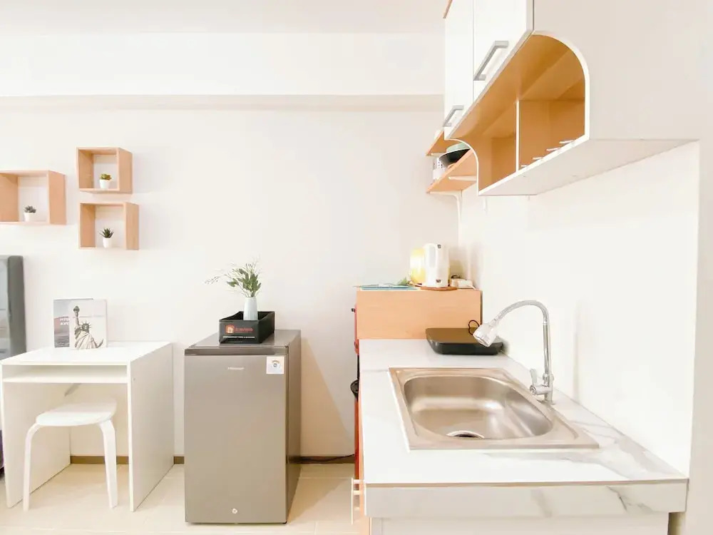 Simple Studio Room At Meikarta Apartment Near Aeon Delta Mas