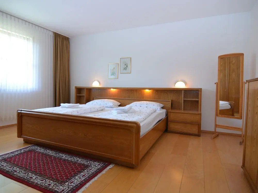 Bright and Modern Apartment in the Beautiful Berchtesgadener Land With Fireplace