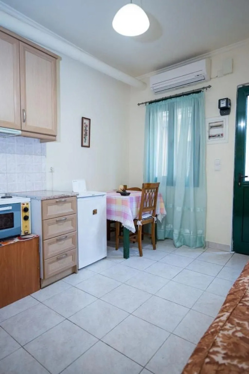 Lefkos Apartment in Lefkada city center!