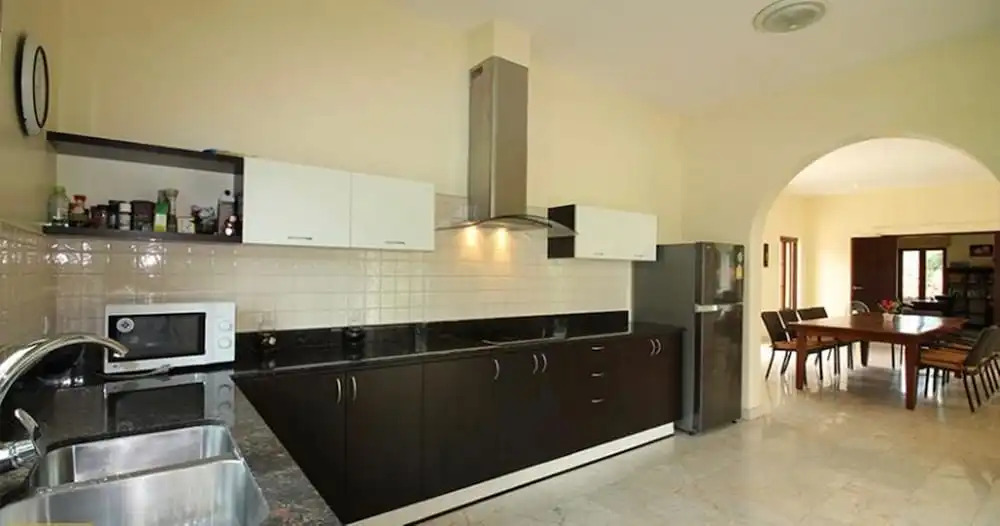 Luxury 5 Bedroom Villa in Beautiful Banyan Resort