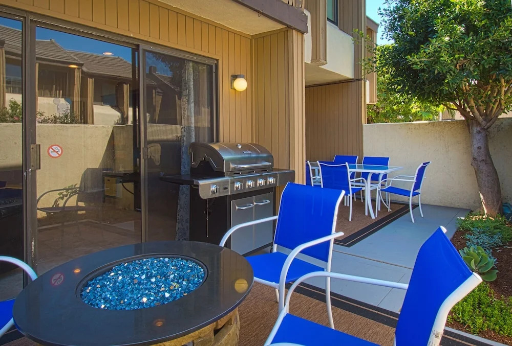 Tron - 3 Br Condo