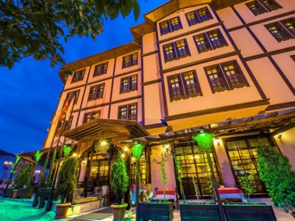 Zalifre Hotel
