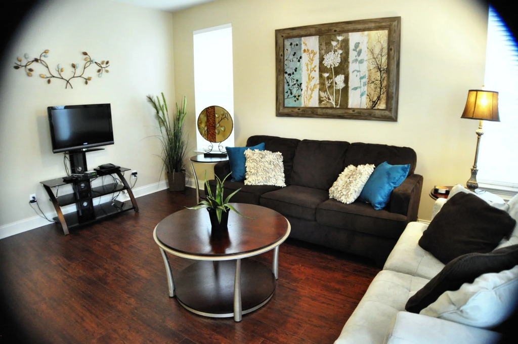 30-A Inn & Suites