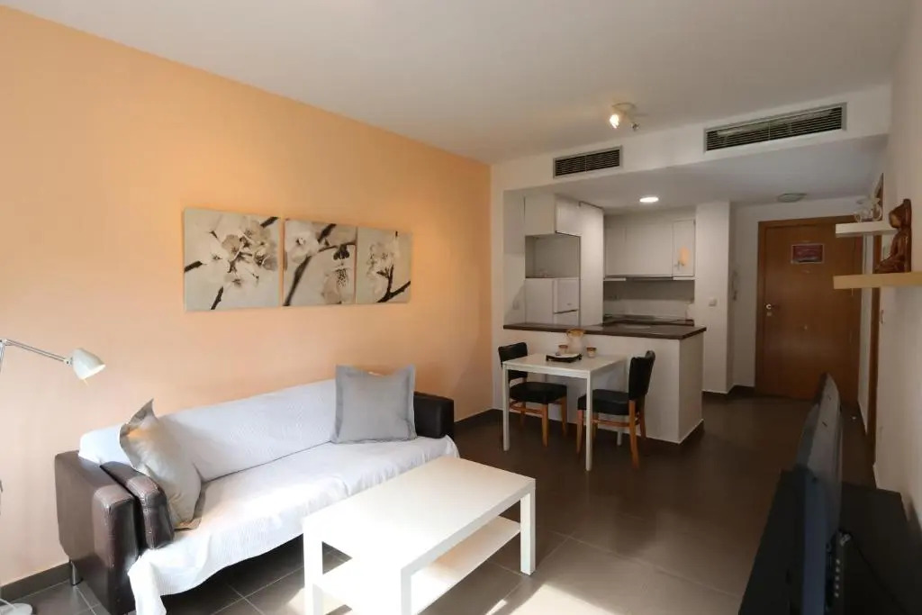 Aguilas Residencial El Cedro BIF2