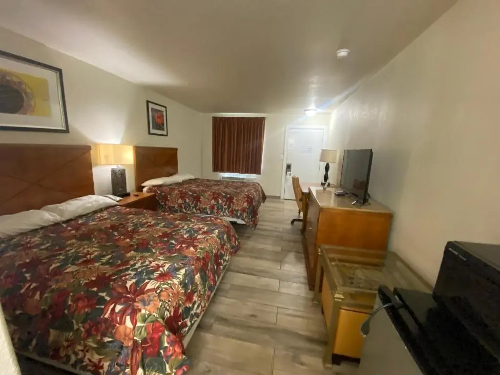 Cedar Creek Inn