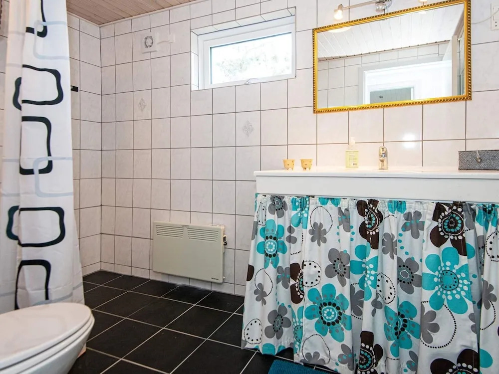 6 Person Holiday Home in Ebeltoft