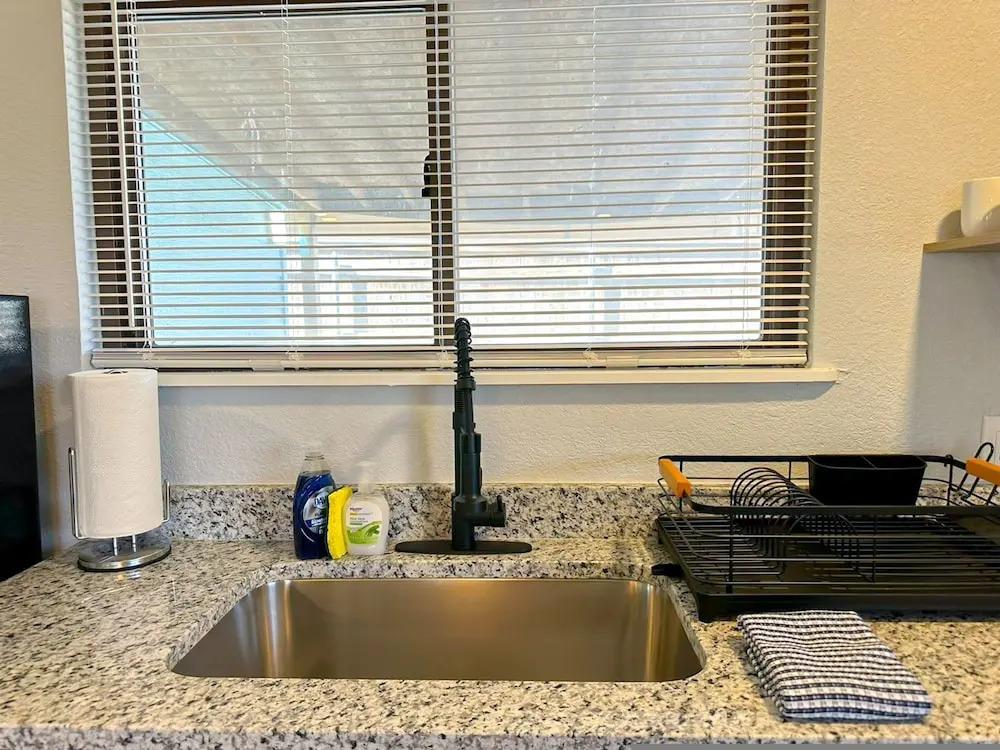 Vintage Gem in Prime Location Cozy 1BR Oasis
