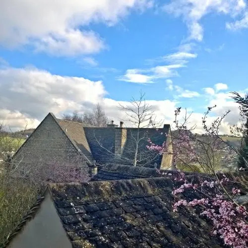 Half-pint Cottage