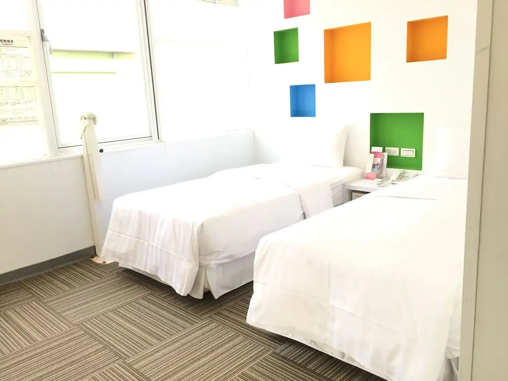 Color Fun Inn