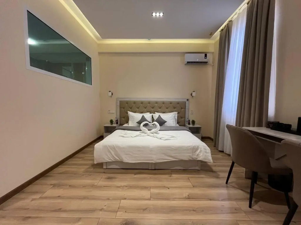 AKS Hotel