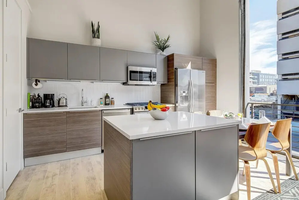 Amazingly Sleek Rino Pad - Stunning Mountain Views