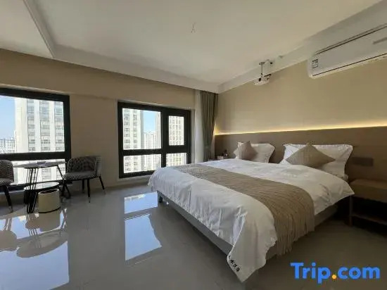 Sanshe Homestay (Wuwei Tianyi Caifu Square)