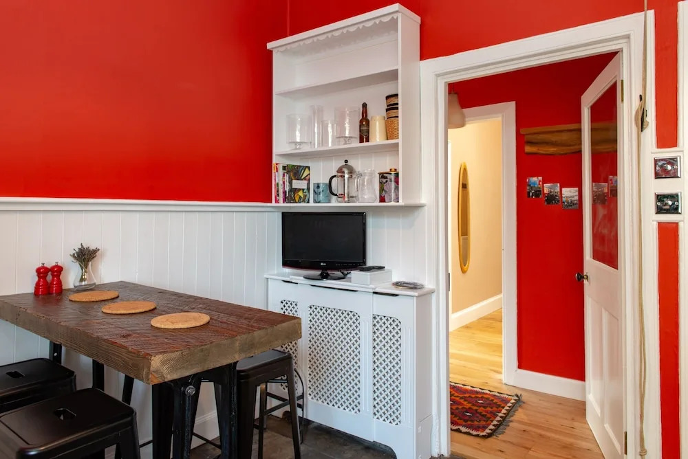 Stunning 4 Bedroom Central Edinburgh
