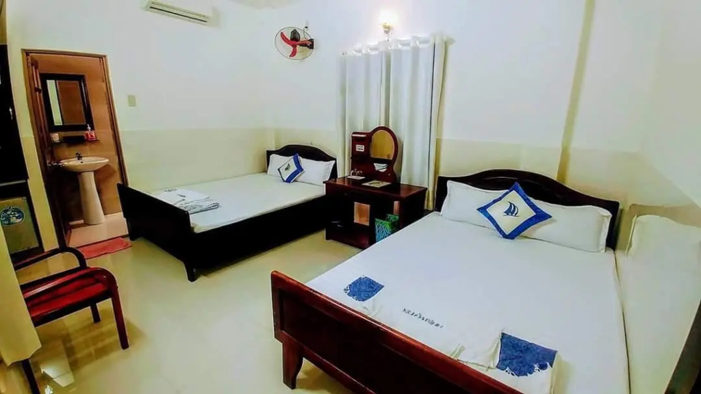 HOA BINH 2 - 139 Le Loi - Hung Long