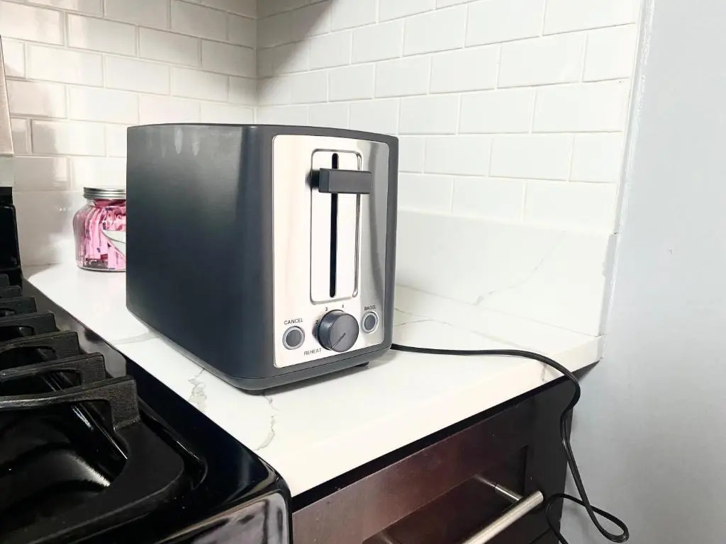 EMALUX Condo Near Downtown,Bus,Train,Hospitals,United-Center,Fulton Market