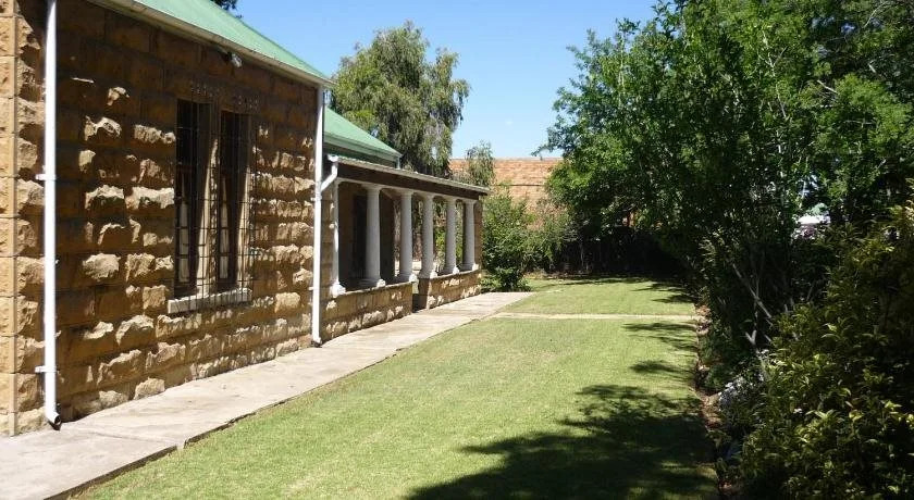 Oak Tree Lodge Ladybrand