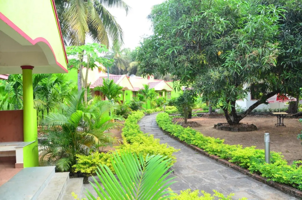 Sunny's Serenity Resort