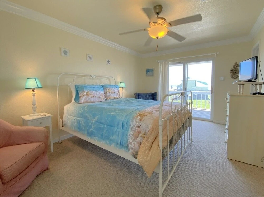 Cabana Che by RedAwning