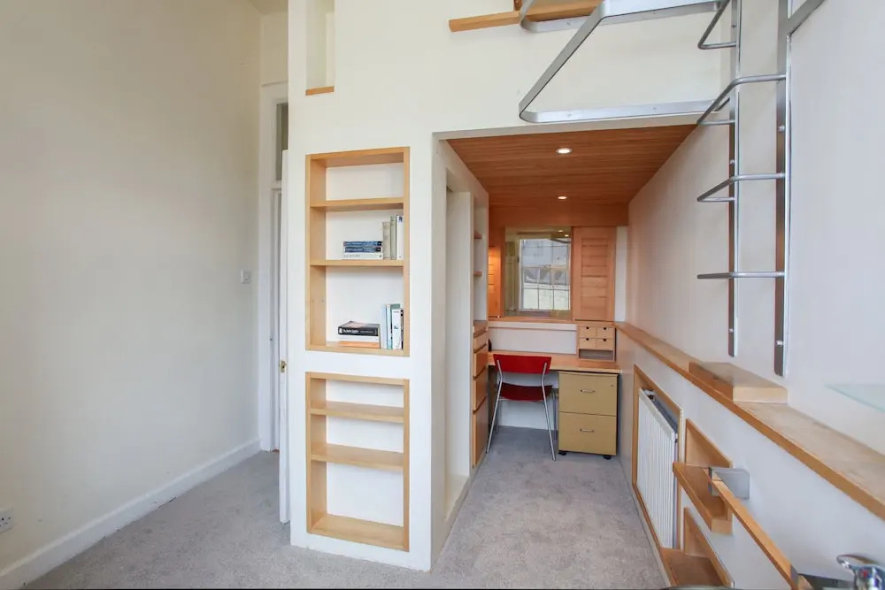 3 Bedroom Flat In Edinburgh City Centre