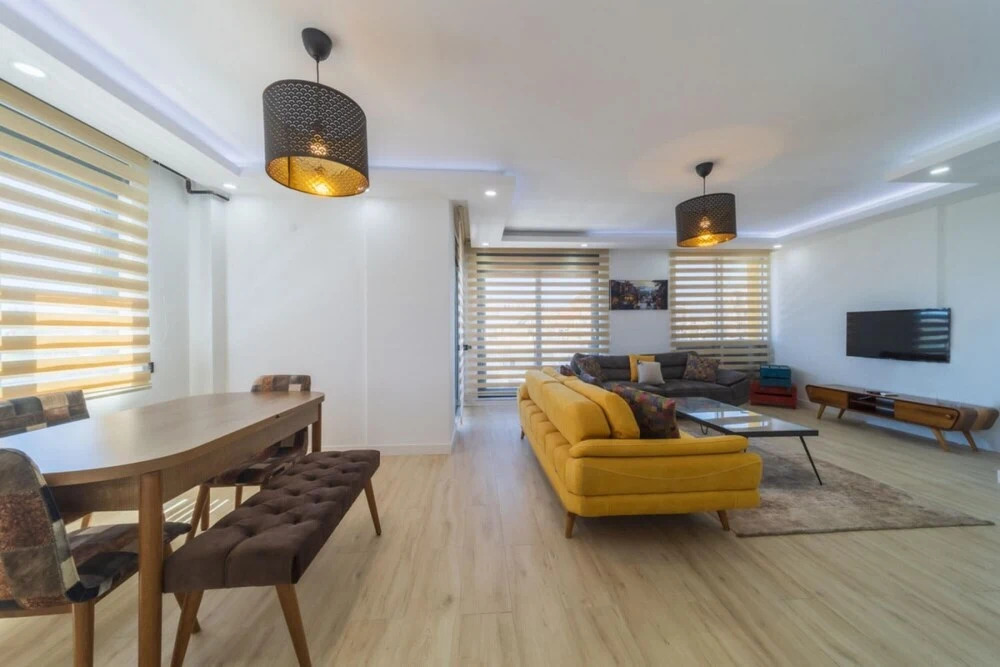 Lovely Duplex Flat Near Beach in Muratpasa