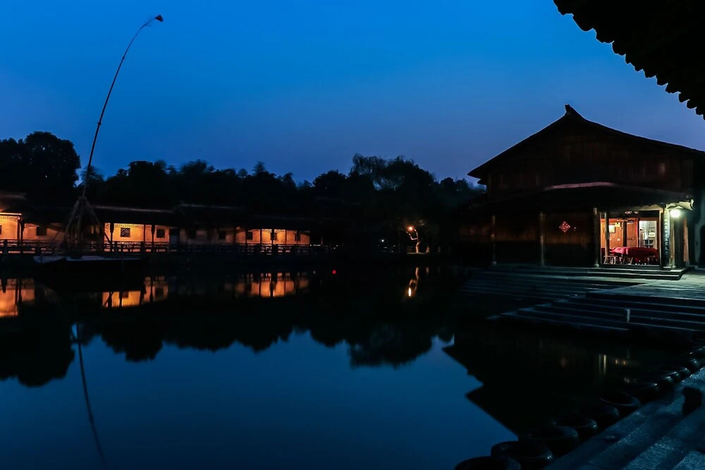 Wu Town Sijing Bieyuan Boutique Hostel