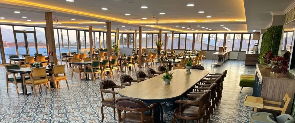 Nikopolis Hotel
