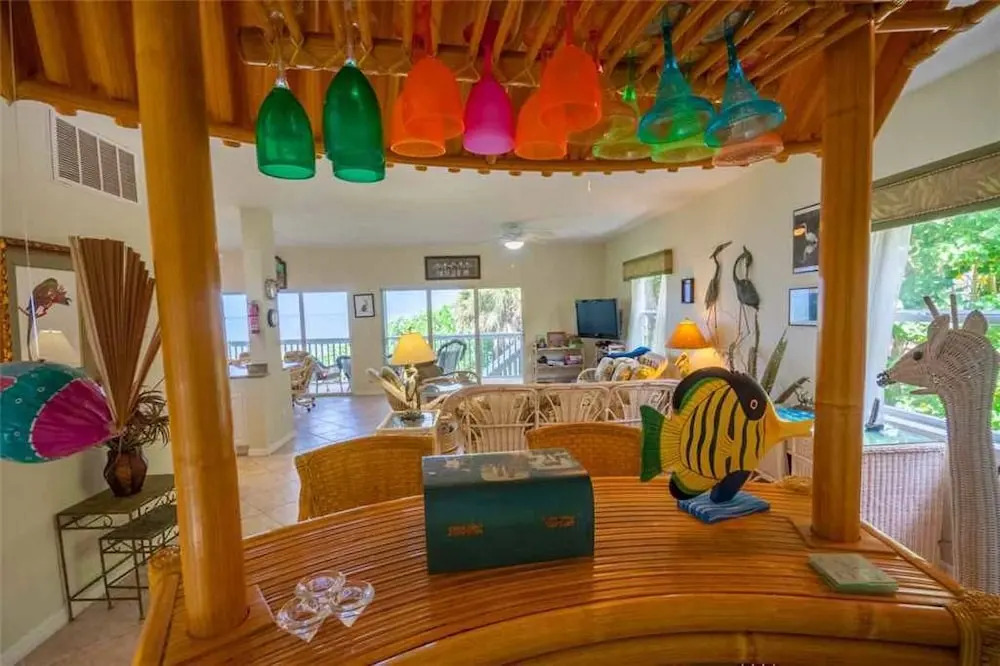 163-Pelican Pointe