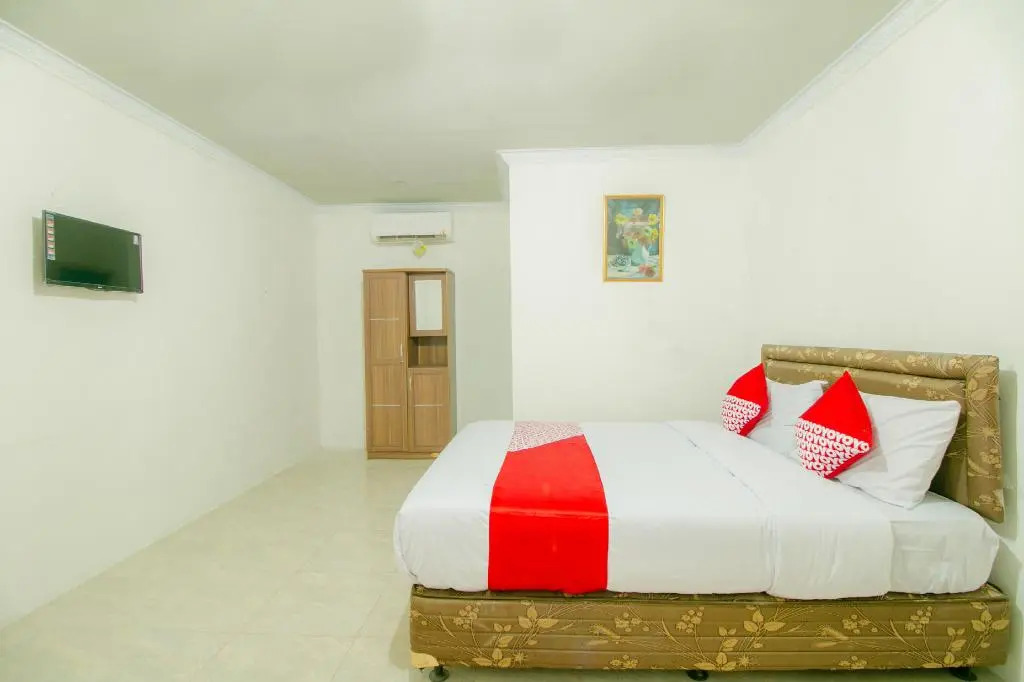 OYO 921 Hotel Ratu Pantai