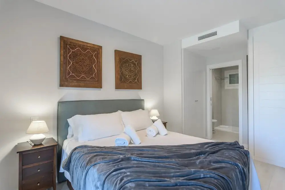 Apartment Right Next to Beach