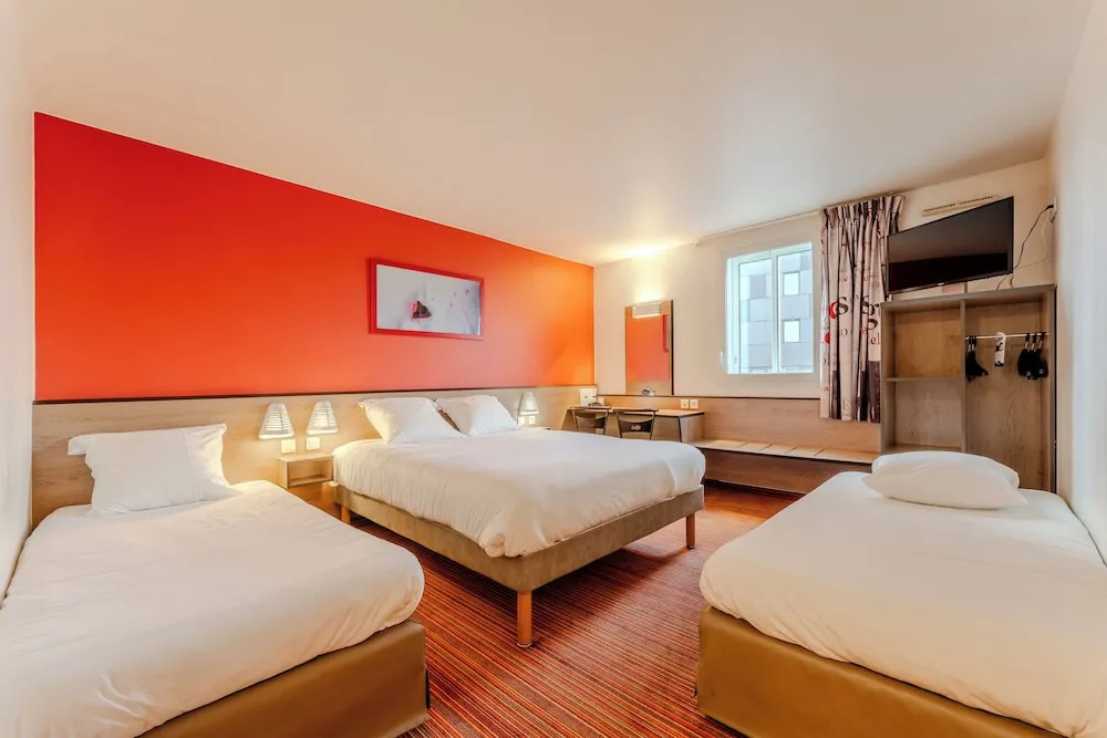 Express Hotel