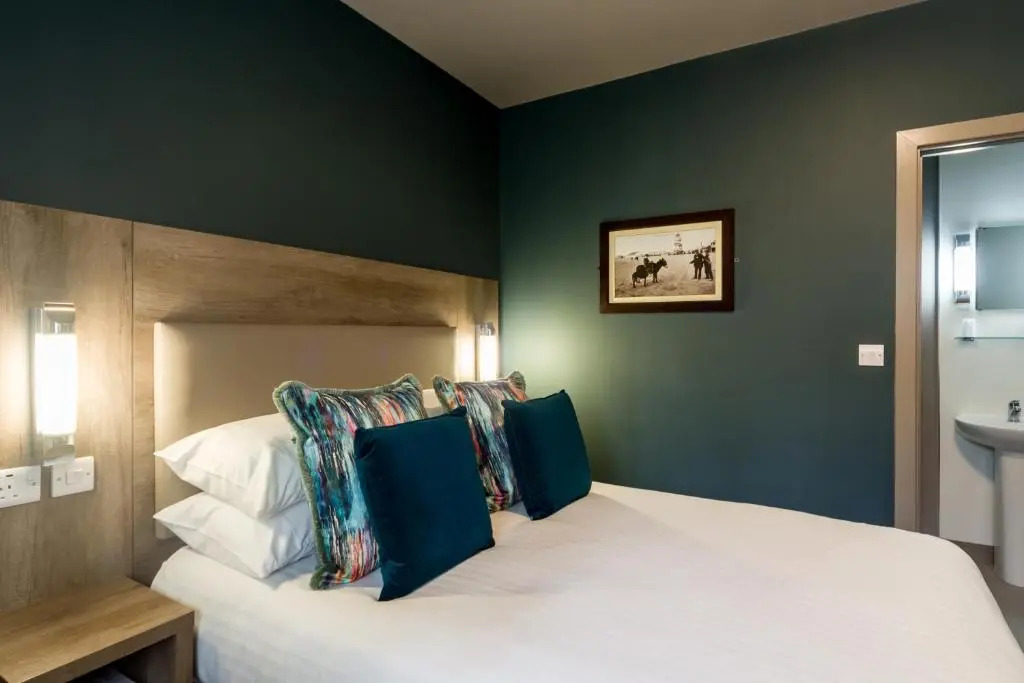 Hotel No 8