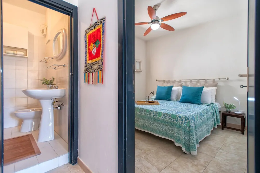 Ruota 2 in Alghero With 1 Bedrooms and 1 Bathrooms