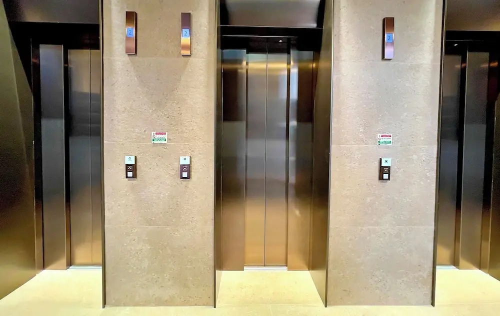 San Babila Central Tower by Rentopolis - High-end 1bdr with panoramic terrace overlooking Duomo