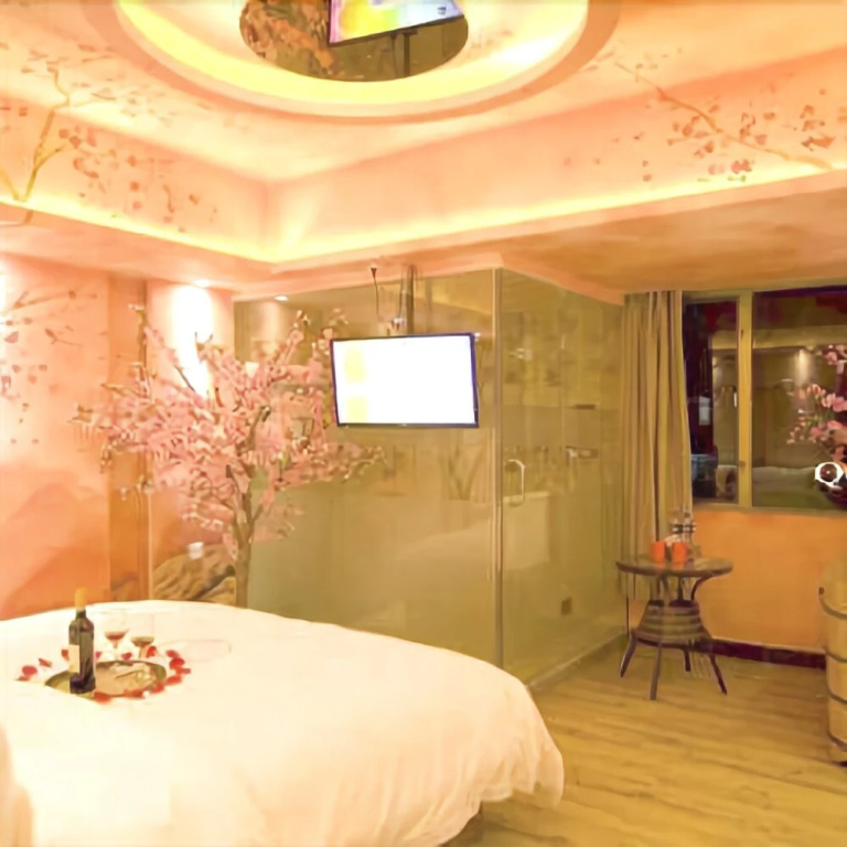 Zuiai Theme Hotel