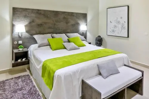 Seafacing Villas Apartments Rentals