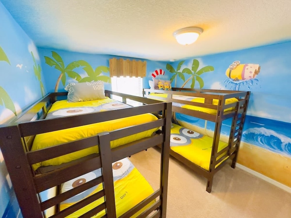 Villa Near Disney Themed Luxury 5bd With Pool 5 Bedroom Home