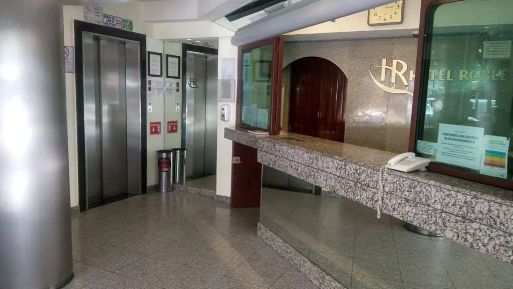 Hotel Roble